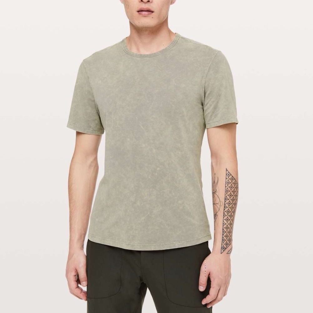 Men's 5 Year Basic Tee in Mineral Wash